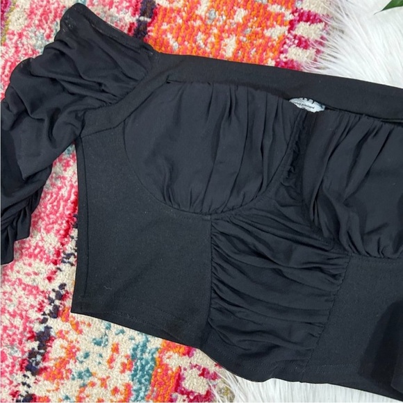 PRIVY crop stop long sleeve rushing top - Picture 4 of 6